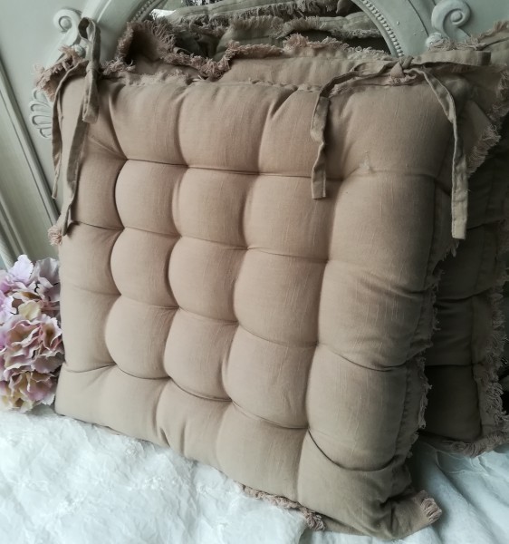 Stuhlkissen BOX TAUPE Fransen 40x40 Landhaus Shabby Baumwolle Polyester