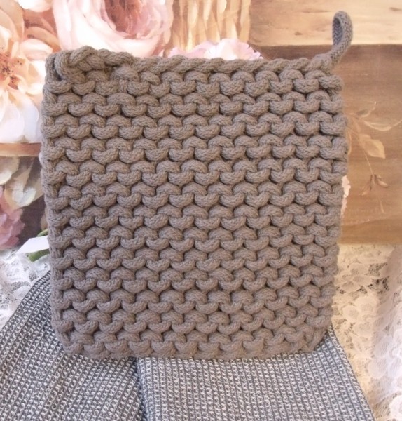 Topflappen WILMA GRAU 20x20cm Häkel Look Landhaus Vintage Shabby