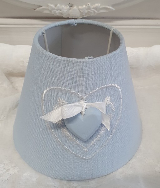 Lampenschirm HERZ BLAU Bestickt Stoff Herz Holz 17x13 cm E27 hellblau