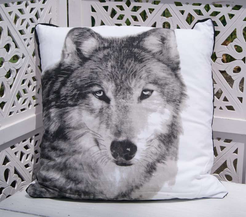 MOON Kissenbezug Wildlife Mit Kuschelfell – 45x45 Cm, Ca. 500g/m² Flanell, Wolf-Design | Mit Fransenrand
