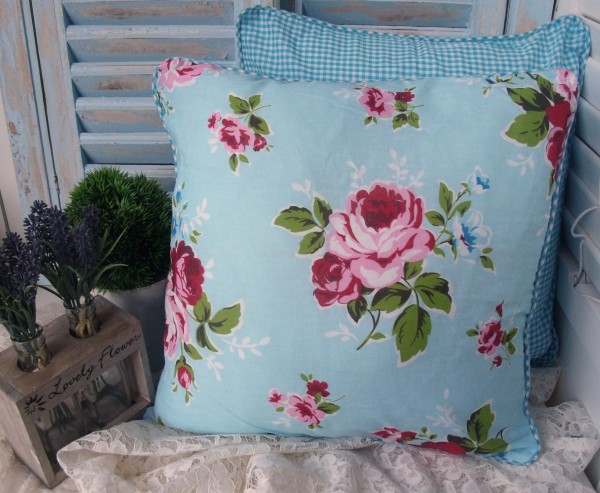 Kissenbezug Rosen Design 45x45 Cm Pink Oder Blau Blumen Floral Vichy Shabby Baumwolle Kissenbezuge Kissen Zauberhafter Landhausstil