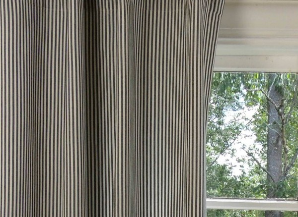 Vorhang PAMELA SCHWARZ CREME Gestreift 120x250 cm 2 Stück Vorhangschals